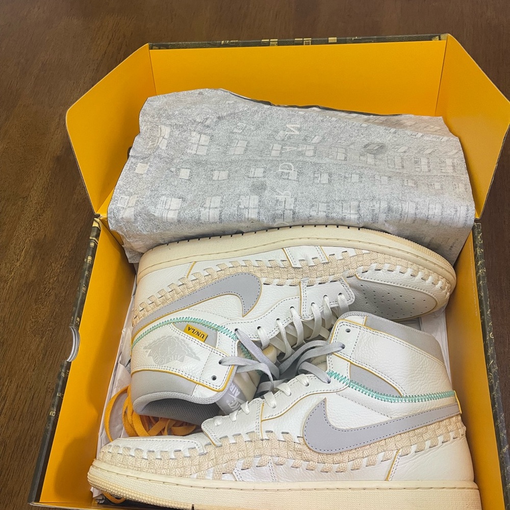 Union LA x Bephie's Beauty Supply x Air Jordan 1 Retro High OG SP